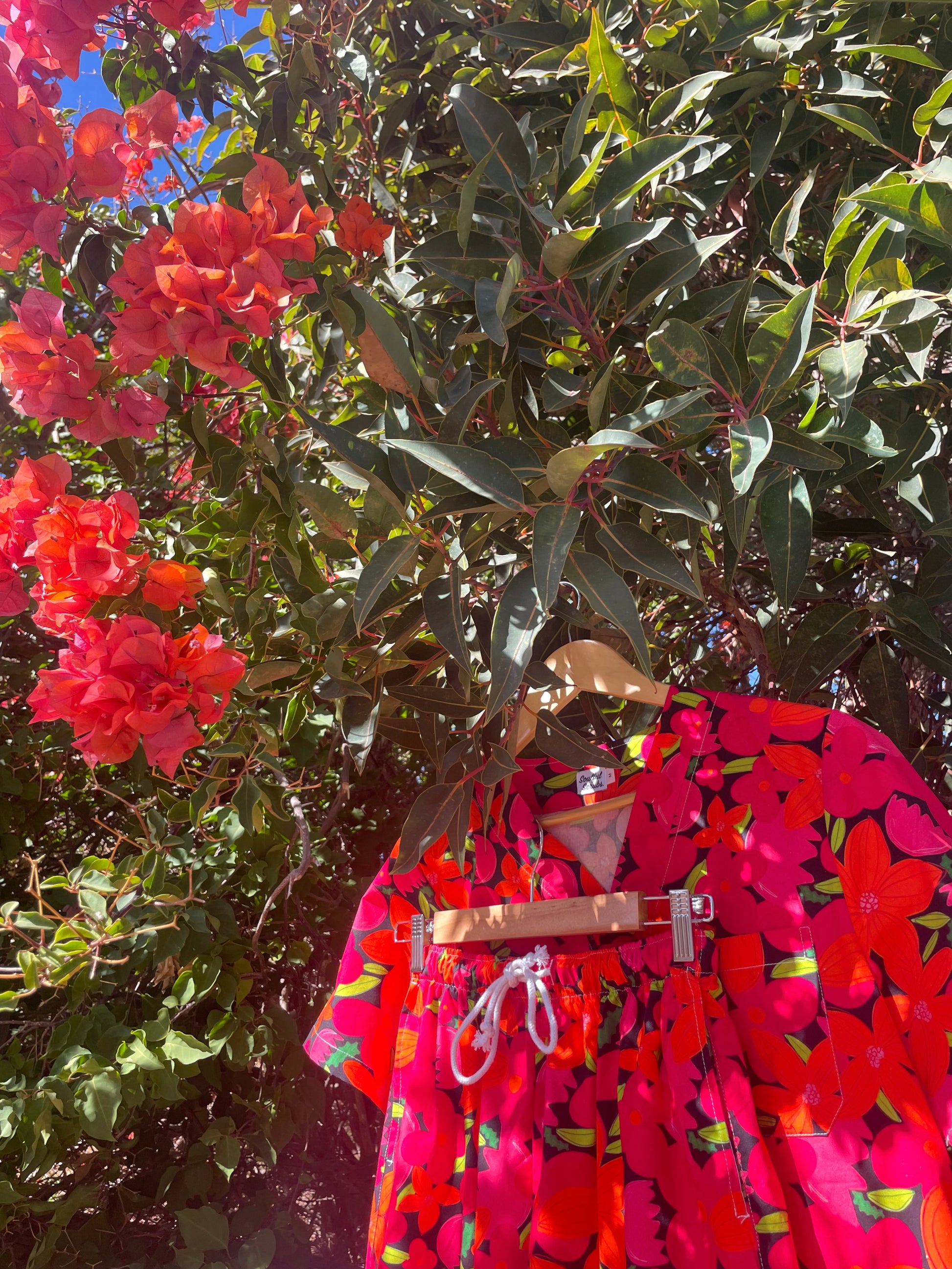 Autumnal Floral Print Scrub Pants™ | Stylish Medical Wear