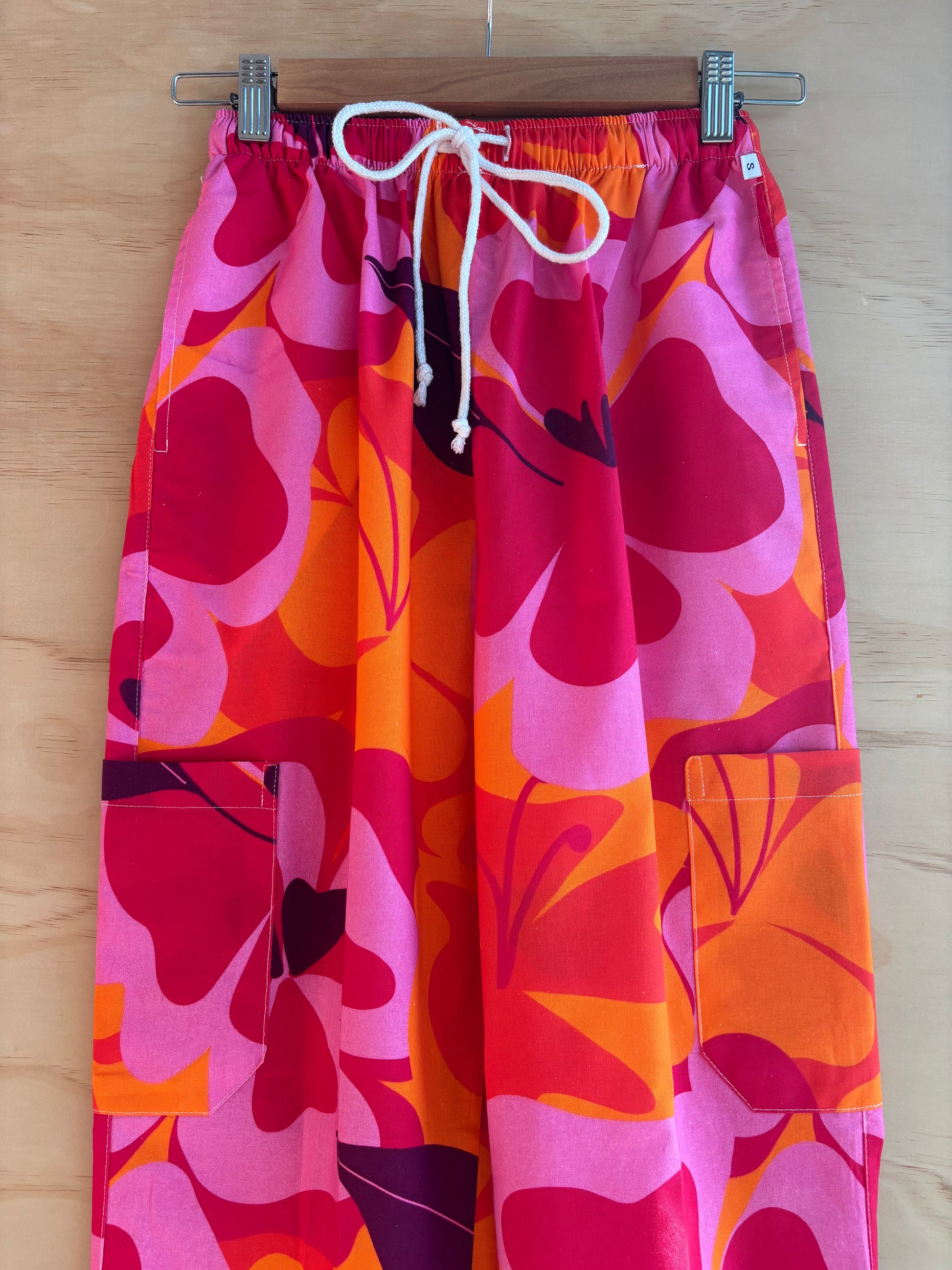 Mango Tango™ Print Full Nursing Scrub Set