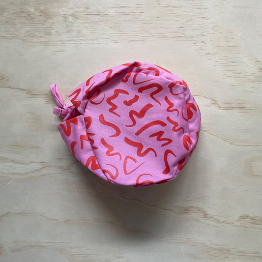 Pink & Red Wave Print Cotton Twill Scrub Cap™