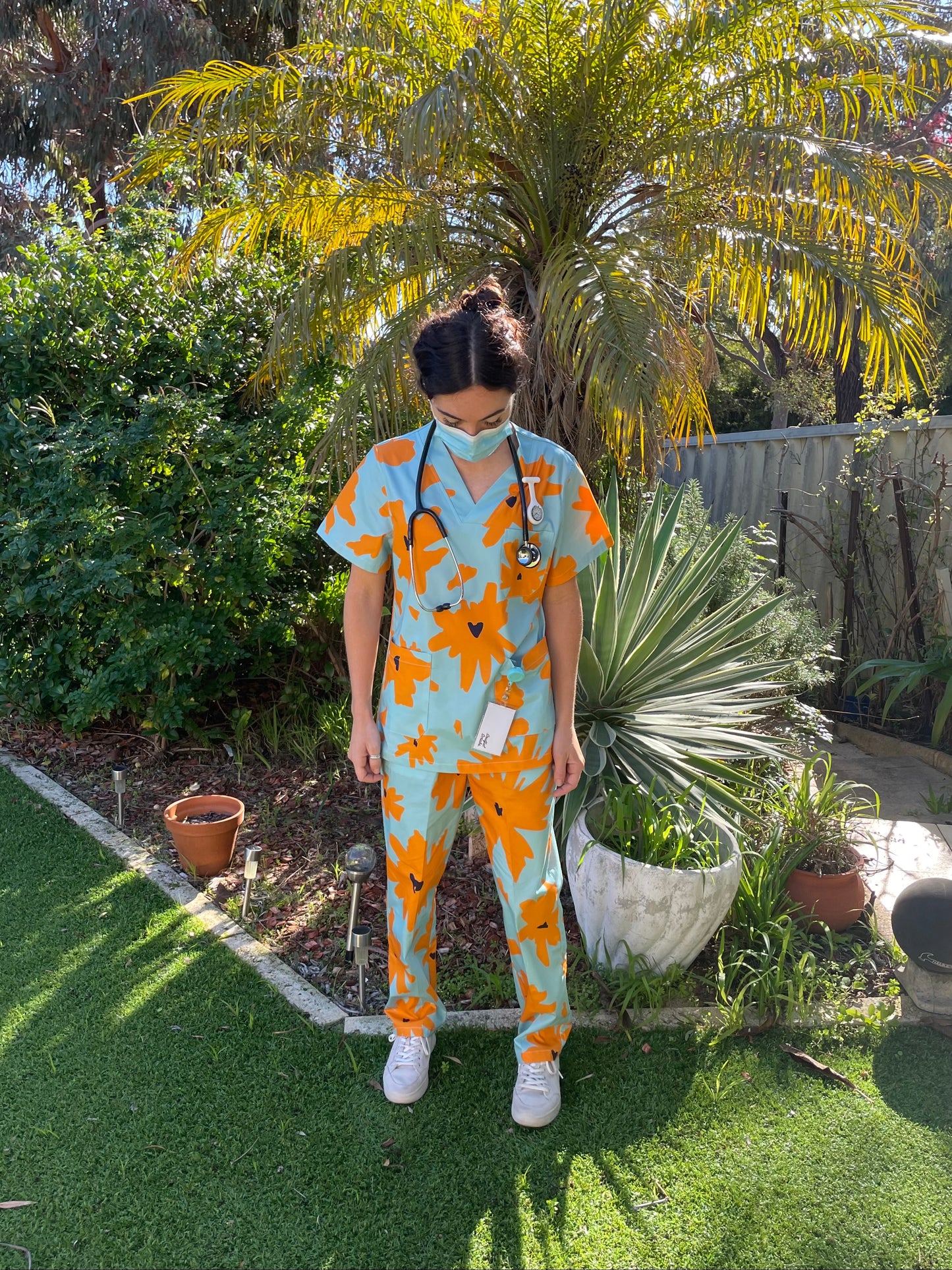 Honeysuckle Print Scrub Top – Unisex Cotton V-Neck