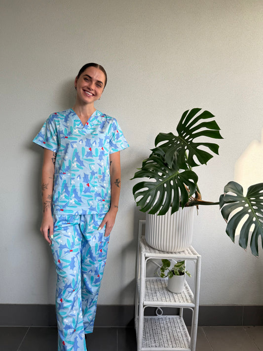 Christmas Light Blue Mistletoe & Holly Print Full Nursing Scrub Set